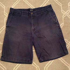 Nautica Classic Fit Navy Shorts Size 32